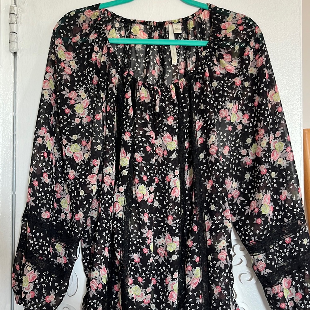 Floral peasant top